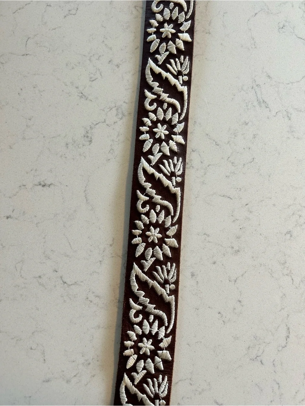 🍀Vintage Lucky Brand Dark Brown Leather Belt With White Floral Embroidery XS - Picture 6 of 11